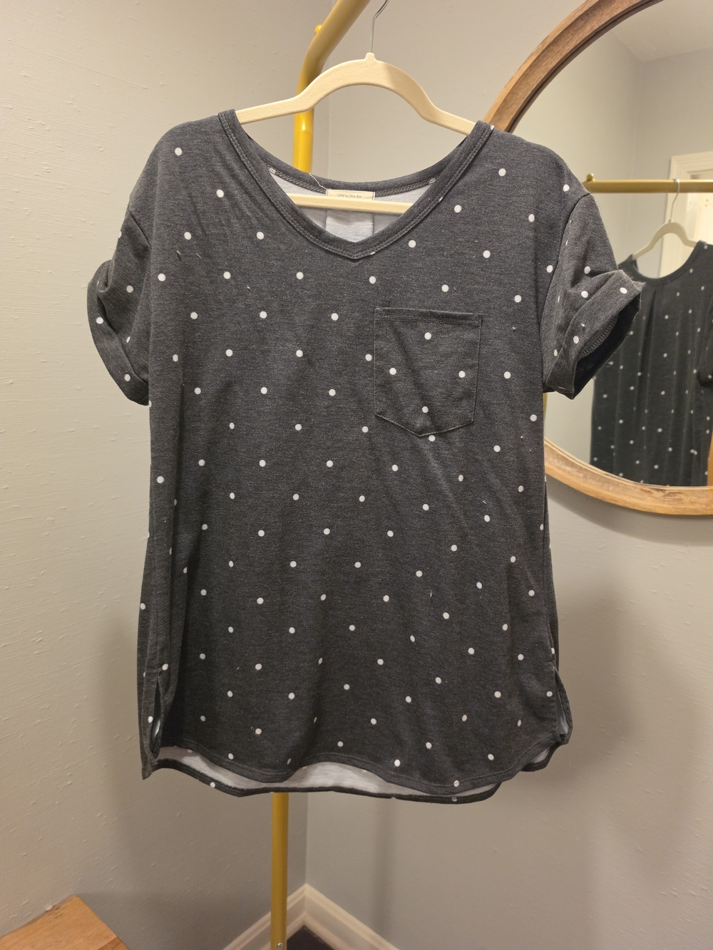 12 Pm By Mon Ami Dark Gray Polka Dot Tee - Size Large